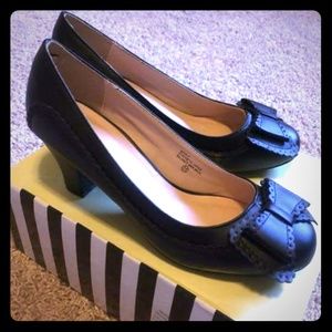 BRAND NEW Chase and Chloe Shoes